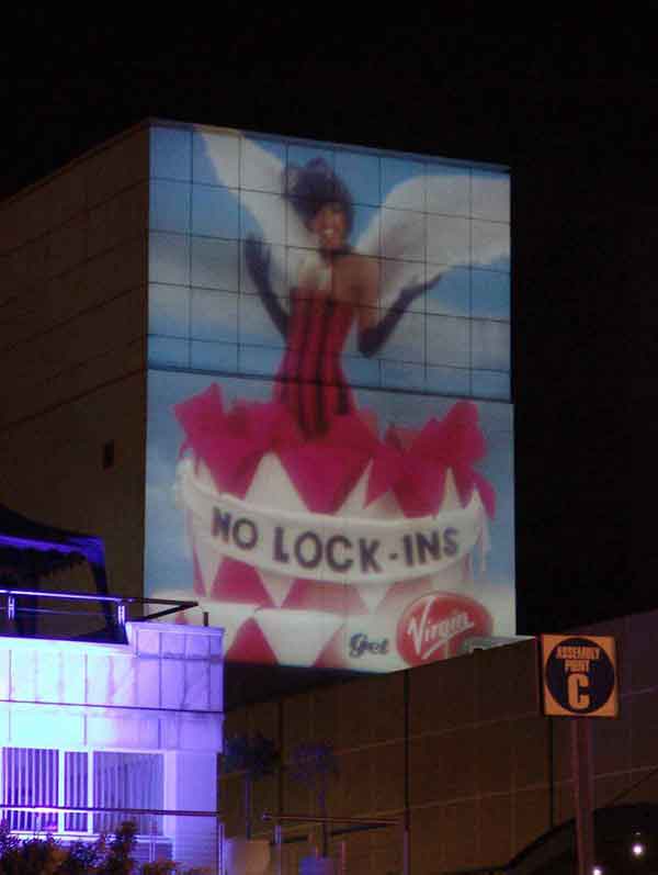 Available in multiple sizes to accommodate various B/W gobo diameters